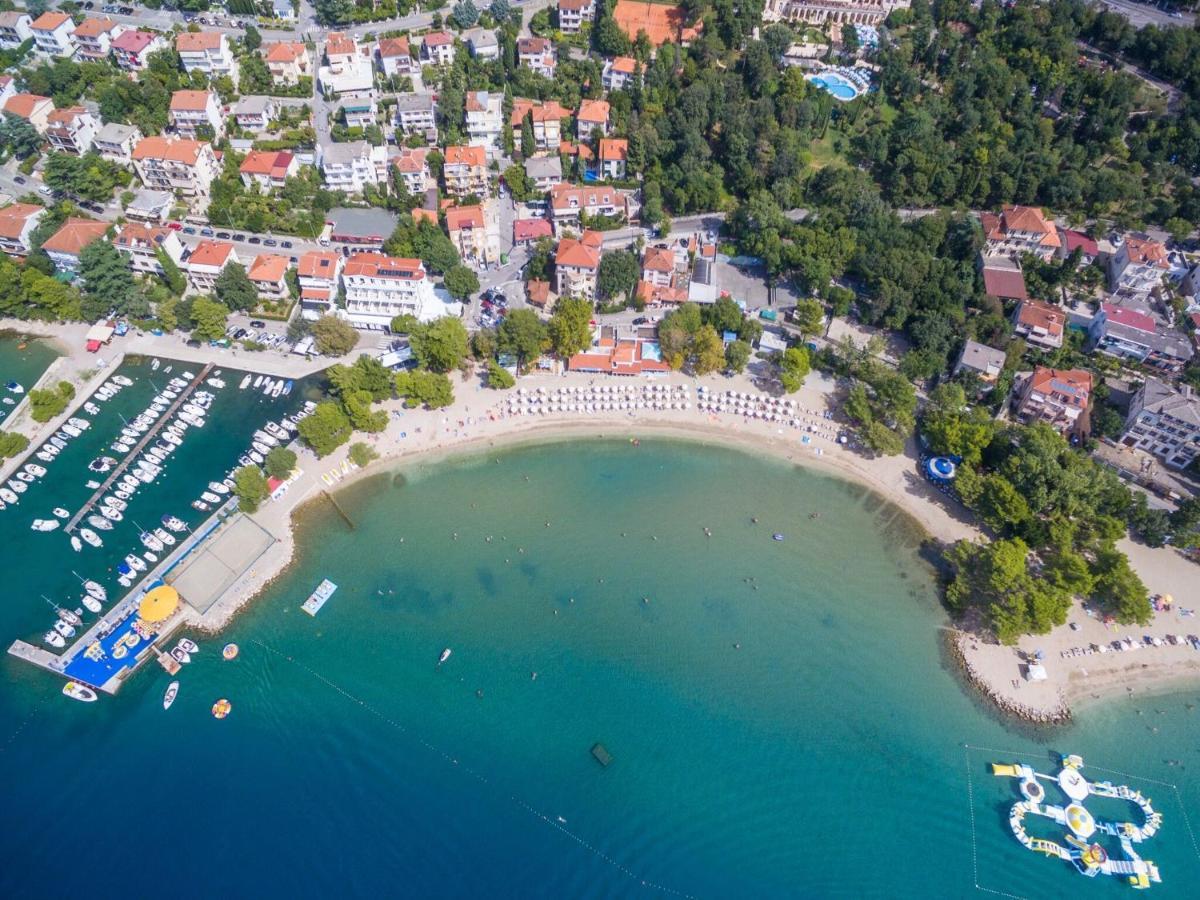 Apartment Mazor Crikvenica Eksteriør billede